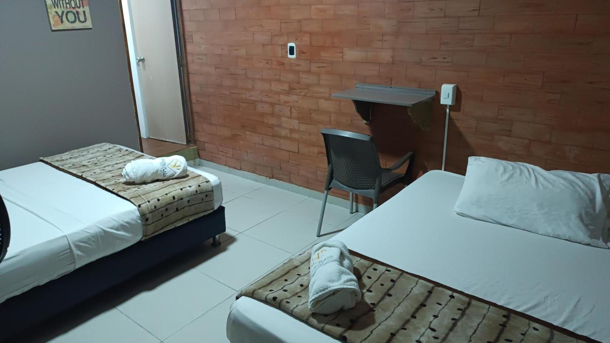 Hotel Simon Plaza Перейра Экстерьер фото